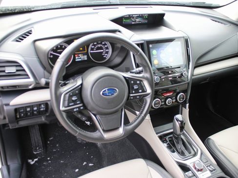 Used 2023 Subaru Forester Limited image 11