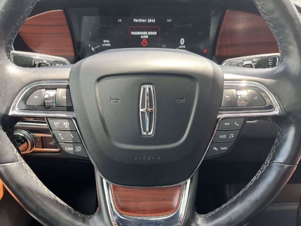Used 2021 Lincoln Navigator Reserve w/ Luxury Package AWD/4WD image 23