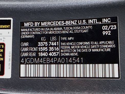 Used 2023 Mercedes-Benz EQS 580 4MATIC SUV image 44