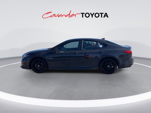 Certified 2026 Toyota Camry SE image 5