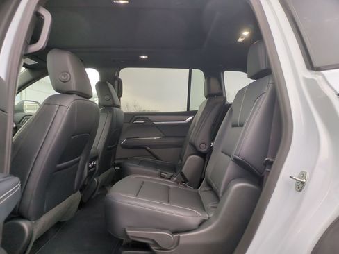 New 2026 GMC Acadia Elevation w/ Black Edition AWD/4WD image 15
