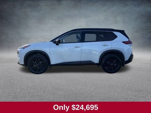 Used 2023 Nissan Rogue SV w/ SV Premium Package image 4