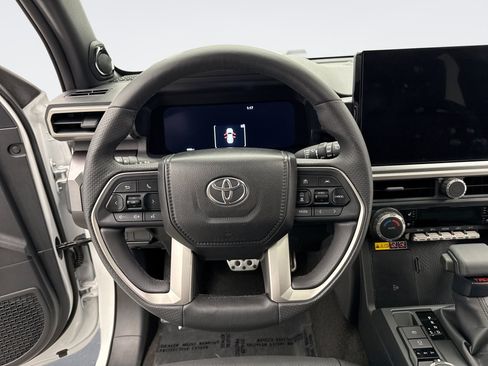 Used 2025 Toyota 4Runner TRD Sport Premium AWD/4WD image 12