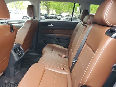 Used 2023 Volkswagen Atlas SE FWD image 10