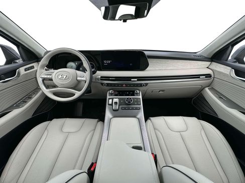 Used 2025 Hyundai Palisade Calligraphy AWD/4WD image 13