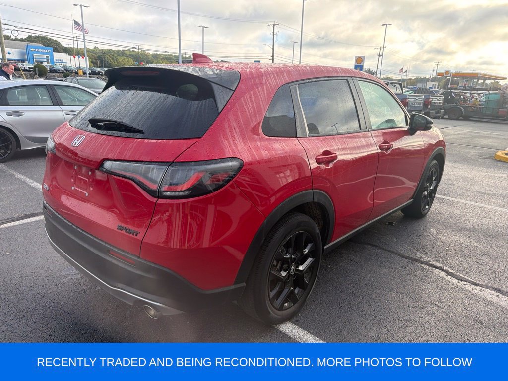 Used 2024 Honda HR-V Sport image 4