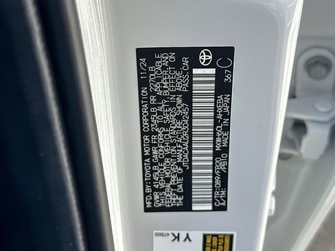 Used 2024 Toyota Prius LE FWD image 26