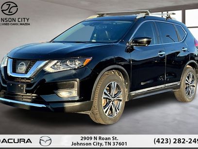 Used 2017 Nissan Rogue SL w/ SL Premium Package