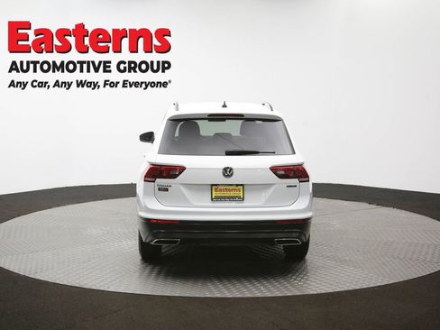 Used 2020 Volkswagen Tiguan S image 37