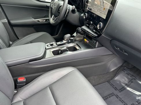 Used 2025 Lexus NX 350 AWD w/ Cold Area Package image 16