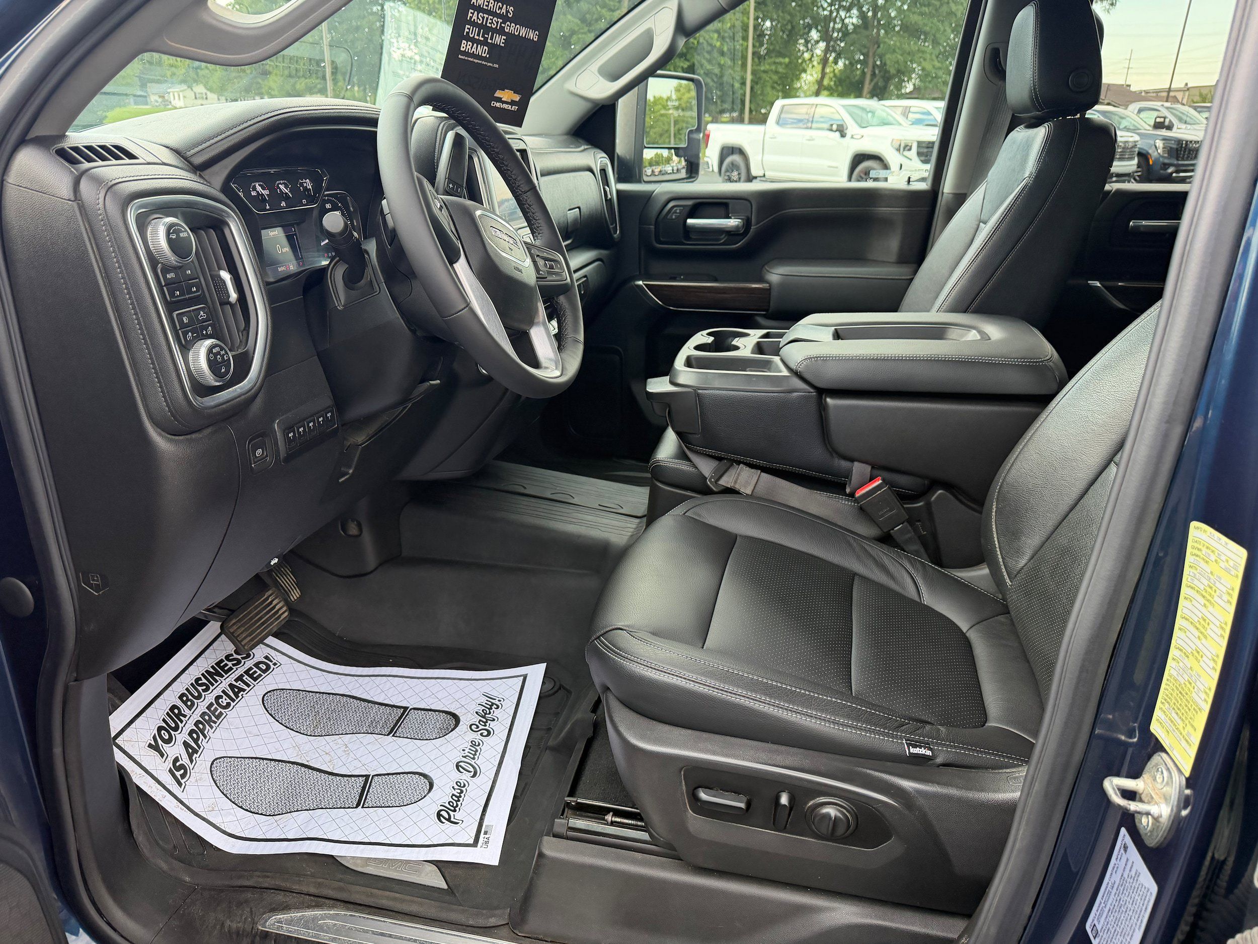 Used 2021 GMC Sierra 3500 SLE w/ SLE Convenience Package AWD/4WD image 19