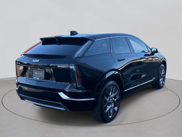 Certified 2025 Cadillac Optiq Luxury 1 AWD/4WD image 5
