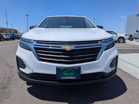 Certified 2022 Chevrolet Equinox LS w/ LPO, Floor Liner Package AWD/4WD image 5