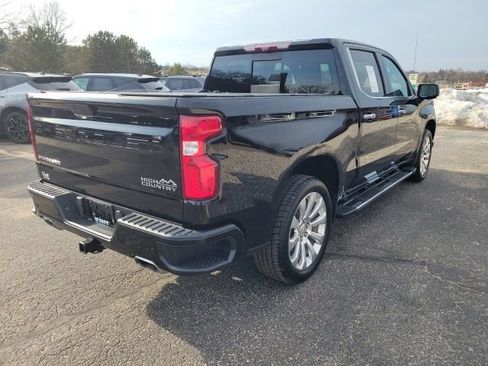 Used 2020 Chevrolet Silverado 1500 High Country w/ Technology Package AWD/4WD image 6