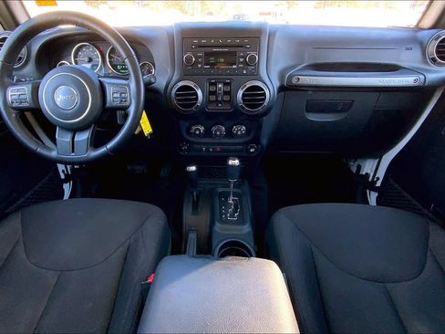 Used 2017 Jeep Wrangler Unlimited Sport w/ Quick Order Package 24S image 16