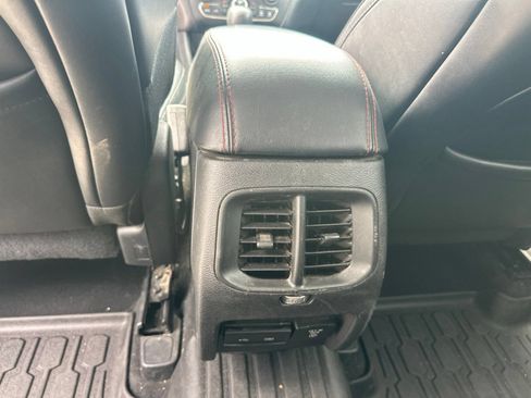 Used 2019 Jeep Cherokee Trailhawk w/ Cold Weather Group AWD/4WD image 26