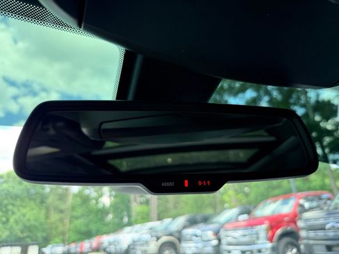 Used 2015 Chrysler 300 S RWD image 54