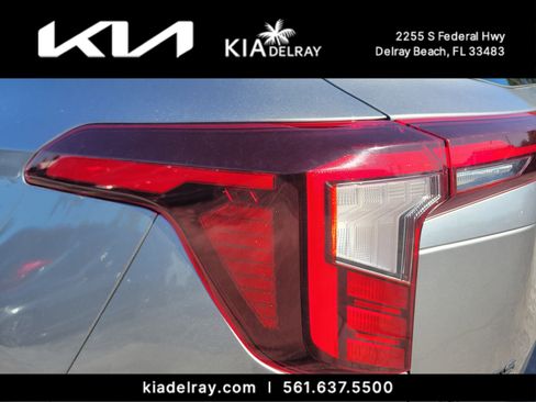 New 2025 Kia Seltos X-Line image 7