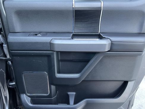 Used 2020 Ford F150 Platinum w/ Equipment Group 701A Luxury image 18