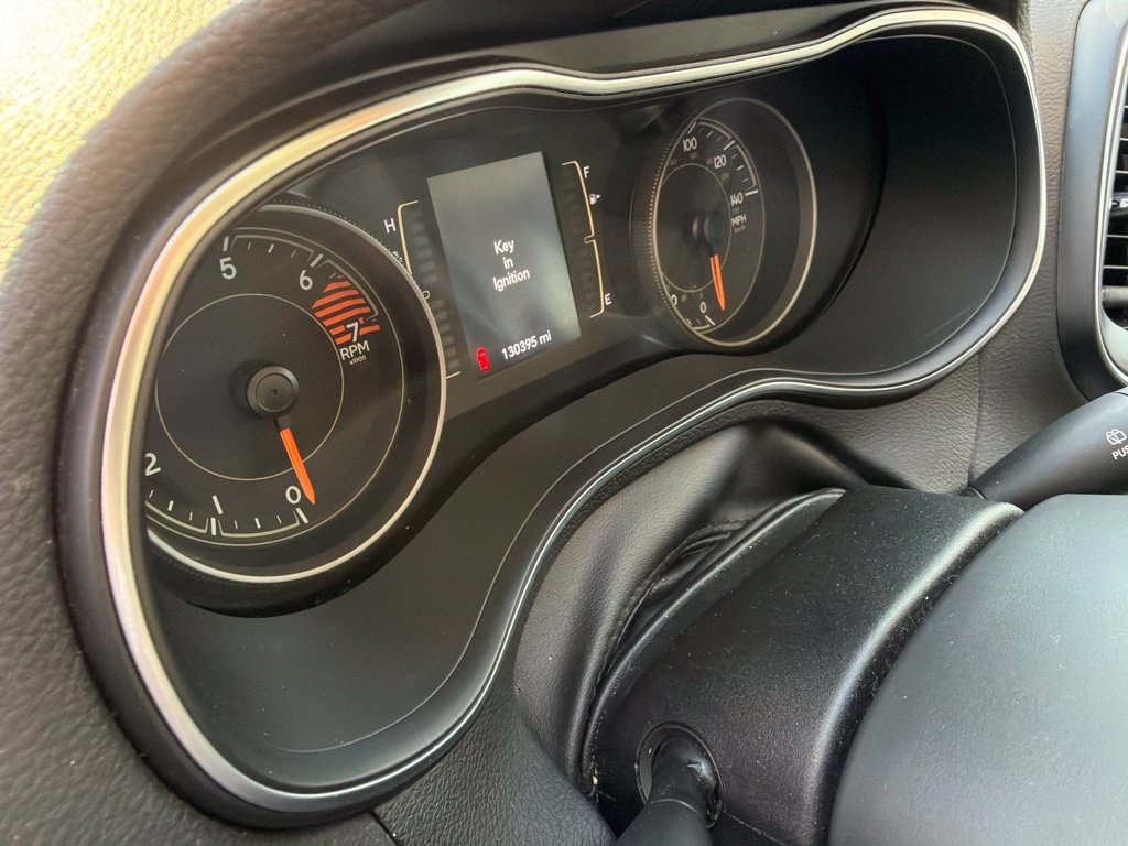 Used 2021 Jeep Cherokee Latitude AWD/4WD image 8