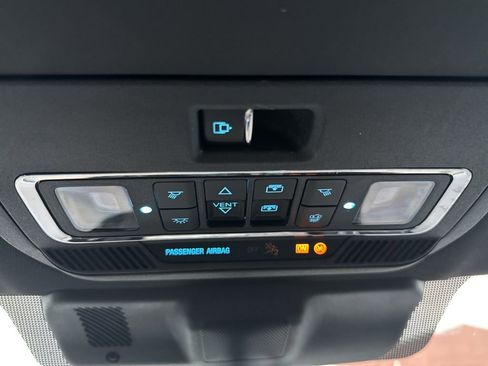 Certified 2023 Ford F350 Platinum w/ FX4 Off-Road Package image 42