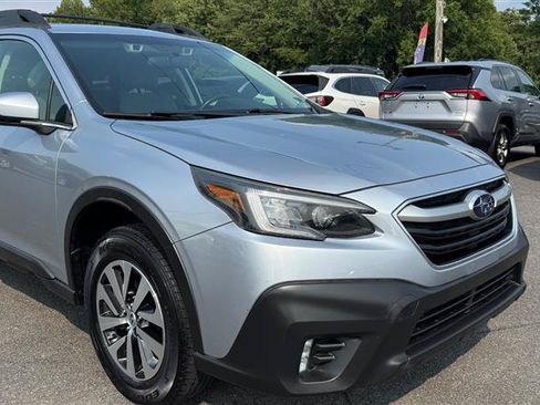 Used 2022 Subaru Outback Premium AWD/4WD image 21