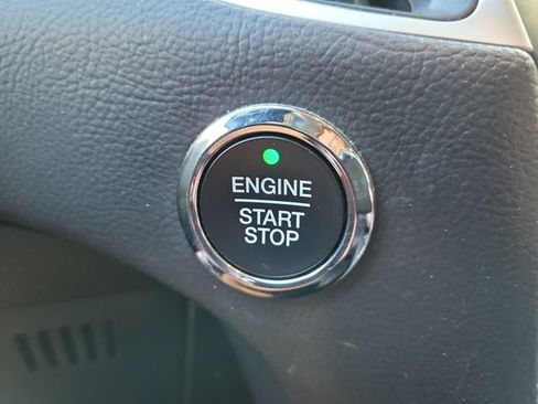 Used 2024 Ford Edge SEL AWD/4WD image 24