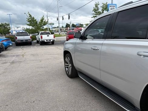 Used 2017 GMC Yukon Denali w/ Open Road Package AWD/4WD image 4