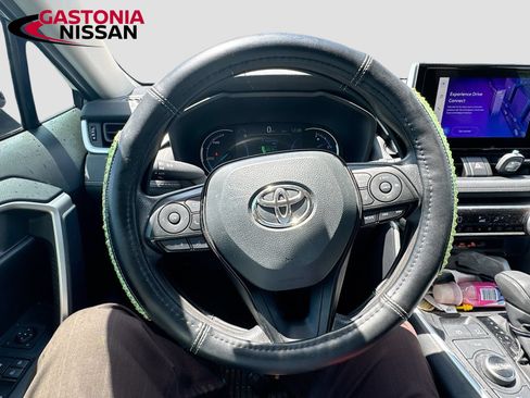 Used 2024 Toyota RAV4 XLE AWD/4WD image 14