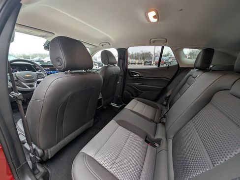Used 2024 Chevrolet Trax LT w/ Driver Confidence Package image 16