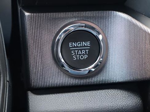 New 2026 Ford F350 Platinum w/ FX4 Off-Road Package image 25