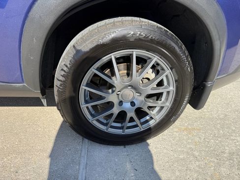 Used 2021 Nissan Rogue SV FWD image 32