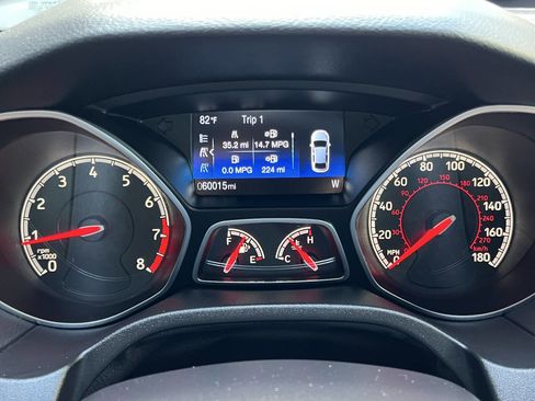 Used 2018 Ford Focus ST image 25