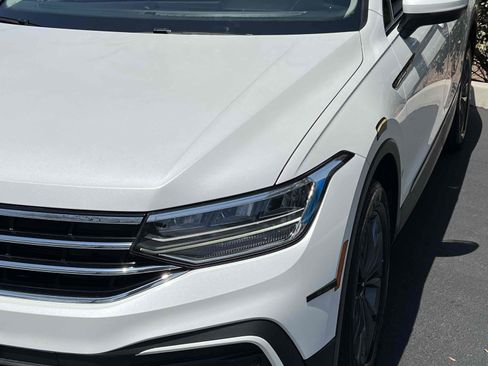 Used 2023 Volkswagen Tiguan SE w/ Panoramic Sunroof Package image 85