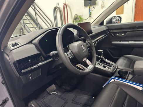 Used 2024 Honda CR-V EX-L image 13
