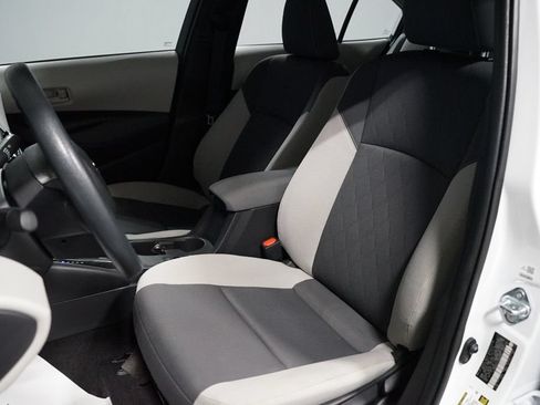 Certified 2025 Toyota Corolla LE w/ Convenience Package FWD image 25