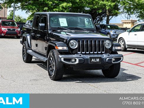 Used 2023 Jeep Gladiator Overland AWD/4WD image 5