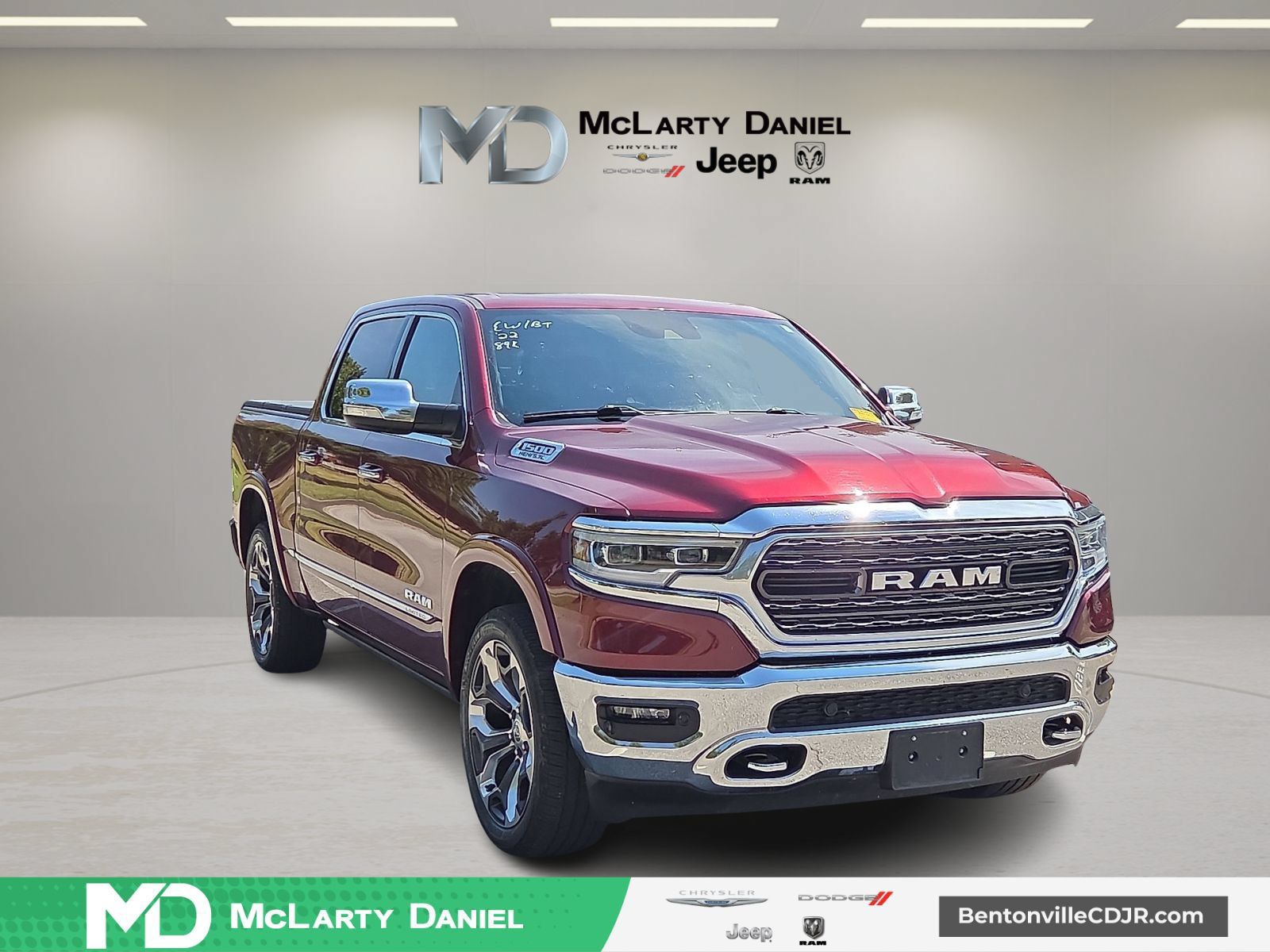 Used 2022 RAM 1500 Limited AWD/4WD image 1