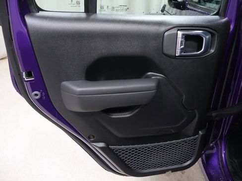 New 2026 Jeep Gladiator Sport image 12