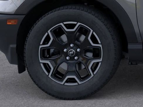 New 2025 Ford Bronco Sport Outer Banks image 19