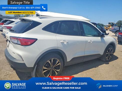 Used 2022 Ford Escape SE w/ SE Sport Appearance Package AWD/4WD image 4