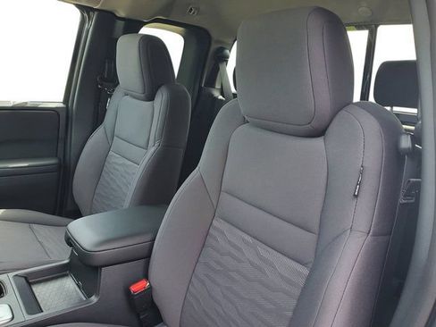 New 2026 Nissan Frontier S AWD/4WD image 17