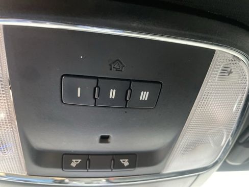 Used 2014 Chrysler 300 C image 42