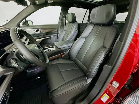 New 2026 Cadillac Vistiq Sport w/ LPO, Floor Liner Package image 14