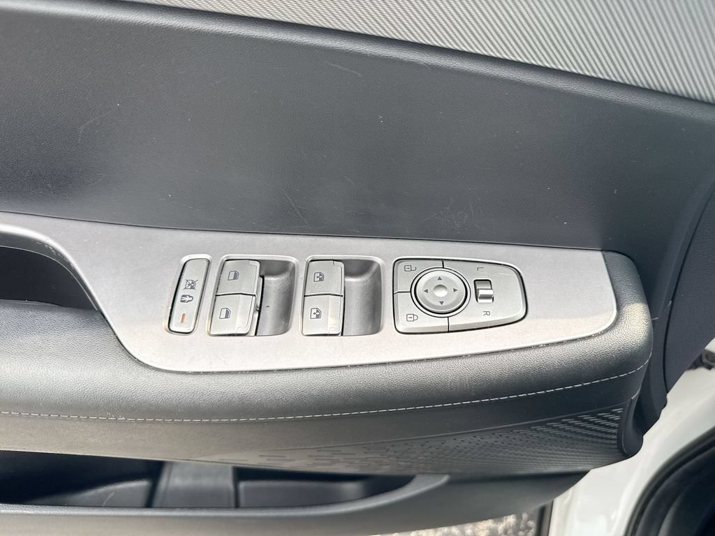 Used 2025 Hyundai Palisade SEL FWD image 26