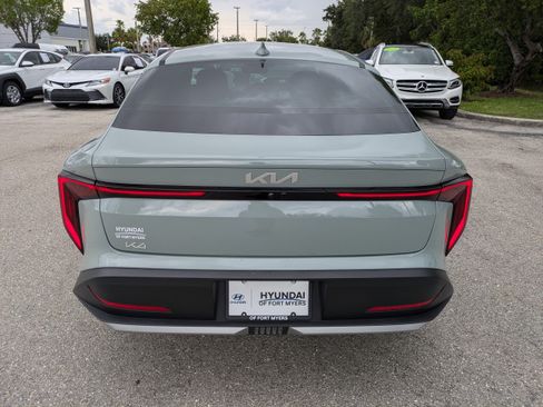 Used 2025 Kia K4 FWD image 6
