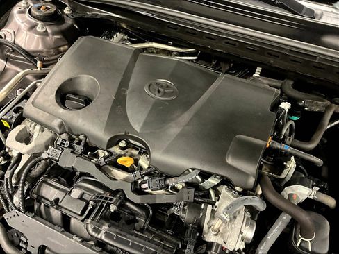 Used 2021 Toyota Camry SE FWD image 30