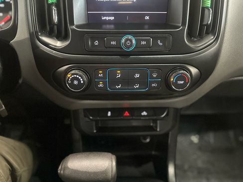 Used 2020 Chevrolet Colorado W/T w/ WT Convenience Package image 16