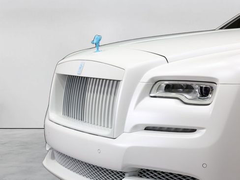 Used 2019 Rolls-Royce Wraith RWD image 29