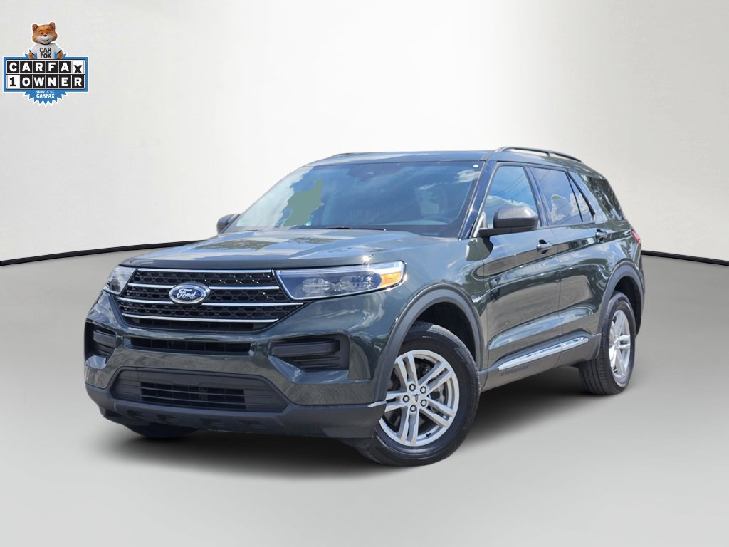 Used 2024 Ford Explorer XLT AWD/4WD image 3
